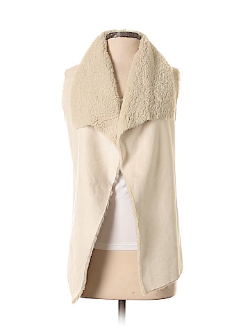 Romeo & Juliet Couture Cardigan (view 1)