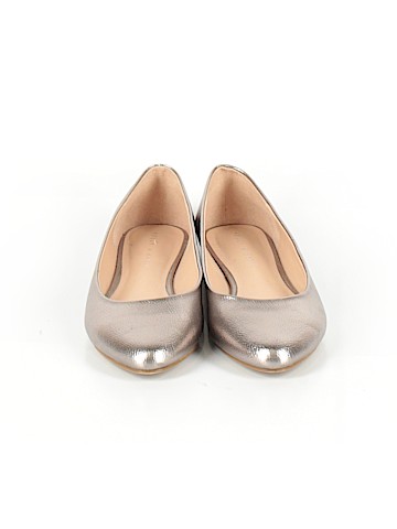 Kelly & Katie Flats (view 2)