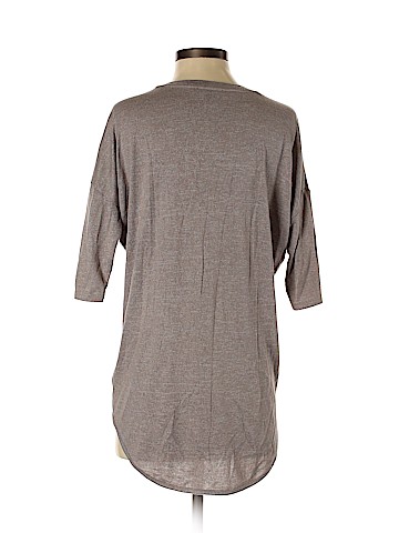 Express Short Sleeve Top (view 2)