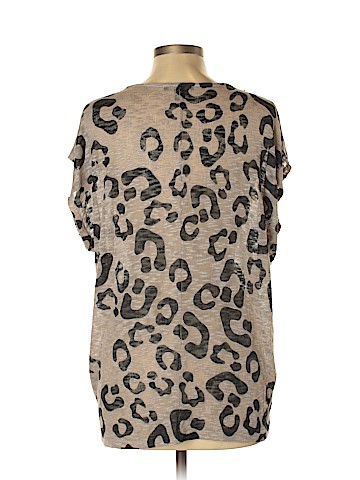 Forever 21 Pullover Sweater (view 2)