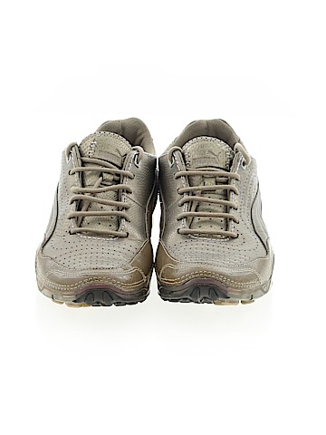 Puma Sneakers (view 2)