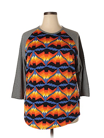 Lularoe 3/4 Sleeve T-Shirt (view 1)