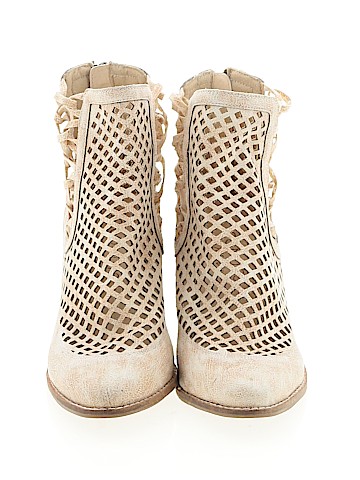 COCONUTS by Matisse Ankle Boots (view 2)