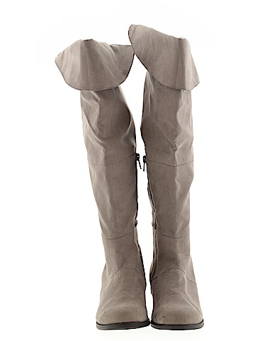 American Eagle Outfitters Boots (view 2)