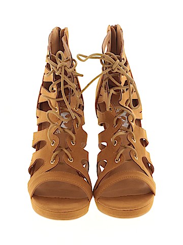 West Blvd. Heels (view 2)