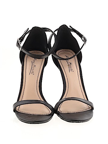 Anne Michelle Heels (view 2)