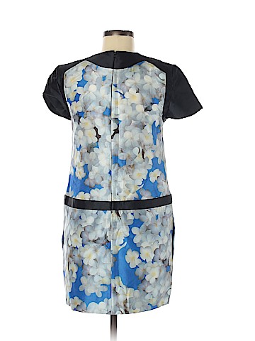 Victoria Victoria Beckham Casual Dress (view 2)