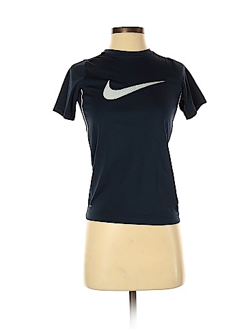 Nike Active T-Shirt (view 1)