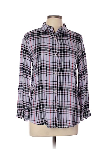 Old Navy Long Sleeve Button-Down Shirt (view 1)