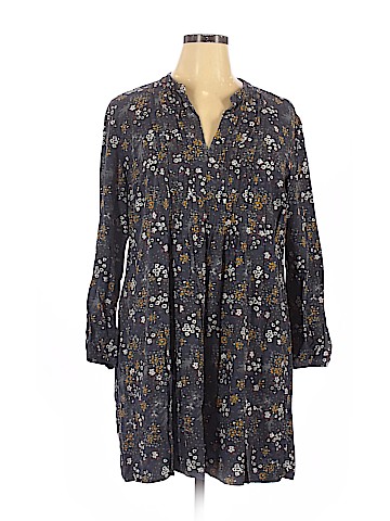 Old Navy Casual Dress (view 1)