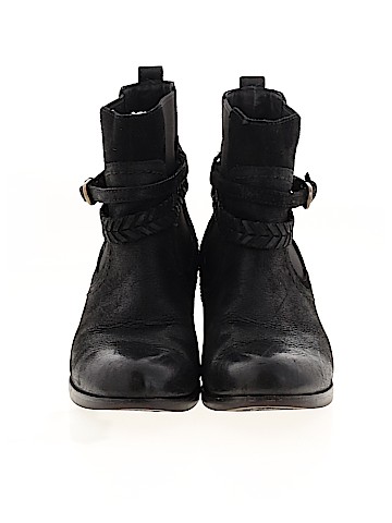 Ugg Australia Ankle Boots (view 2)