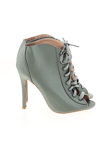 Qupid Heels (view 1)