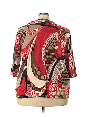 Liz & Me 3/4 Sleeve Top (view 2)