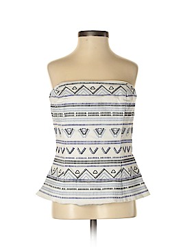 White House Black Market Size 2