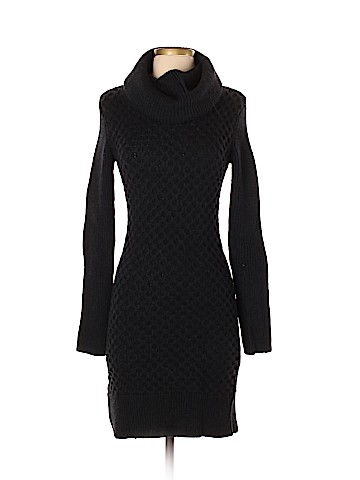 Alice + Olivia Casual Dress (view 1)