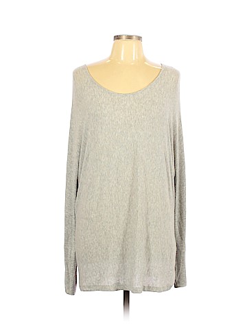 Vince. Long Sleeve T-Shirt (view 1)