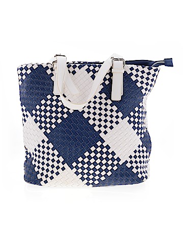 CC Shoulder Bag (view 1)