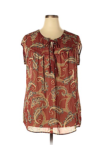 DR2 Sleeveless Blouse (view 1)