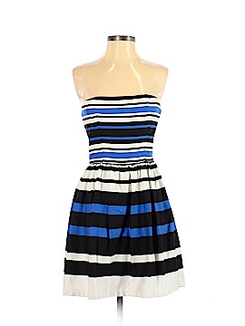 Red Saks Fifth Avenue Size Med
