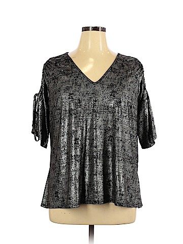 City Chic Short Sleeve Top (view 1)