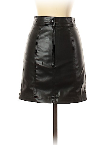 H&M Casual Skirt (view 2)