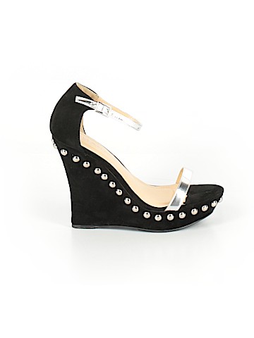 Liliana Wedges (view 1)