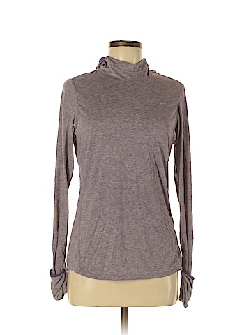 Nike Pullover Hoodie (view 1)