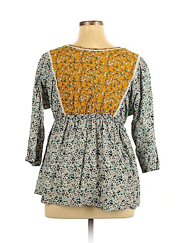 Blue Tassel 3/4 Sleeve Top (view 2)