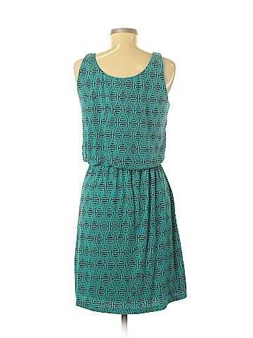 Market and Spruce Casual Dress (view 2)