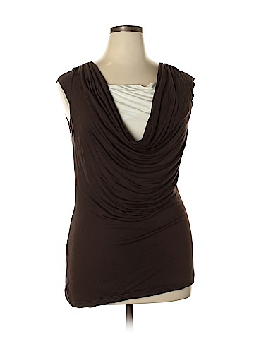 Cha Cha Vente Sleeveless Top (view 1)