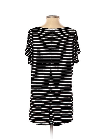 Gap Short Sleeve T-Shirt (view 2)