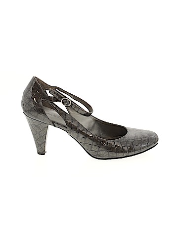 Sam & Libby Heels (view 1)