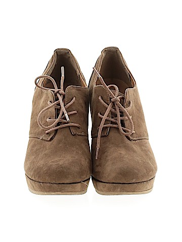 Xanaka Wedges (view 2)