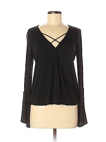 American Eagle Outfitters Long Sleeve Top (view 1)
