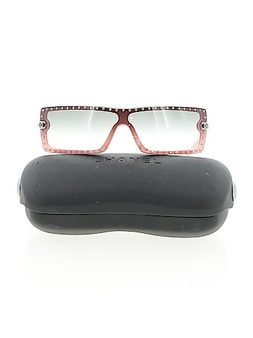 Chanel Sunglasses (view 2)