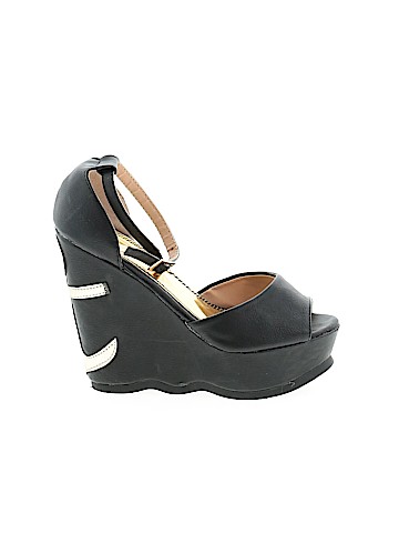 Design by Jacobies Wedges (view 1)