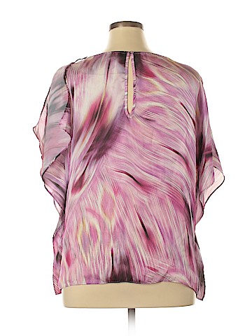 Jennifer Lopez Short Sleeve Blouse (view 2)