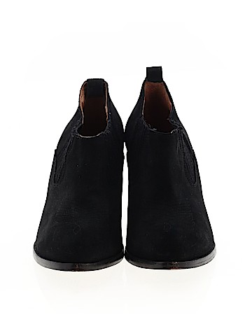 FRYE Ankle Boots (view 2)