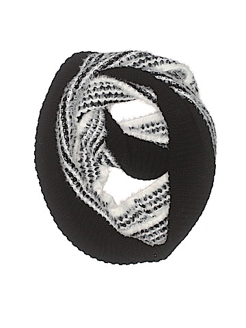 Avenue Scarf (view 1)