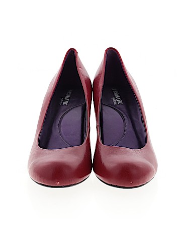 Chromatic Gallerie Heels (view 2)