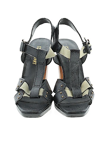 Colin Stuart Heels (view 2)