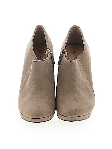 Merona Ankle Boots (view 2)
