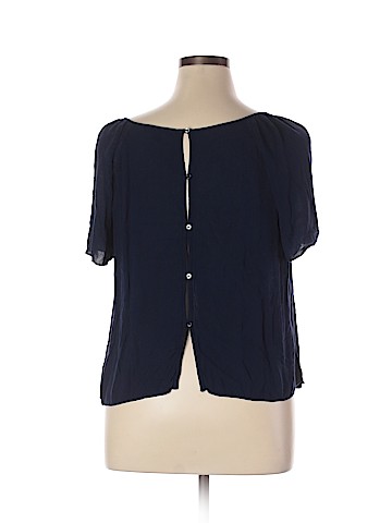 American Eagle Outfitters Short Sleeve Blouse (view 2)