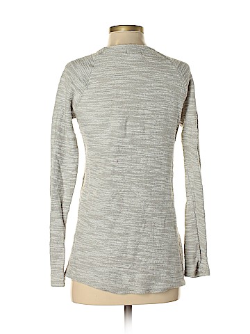 Old Navy Pullover Sweater (view 2)