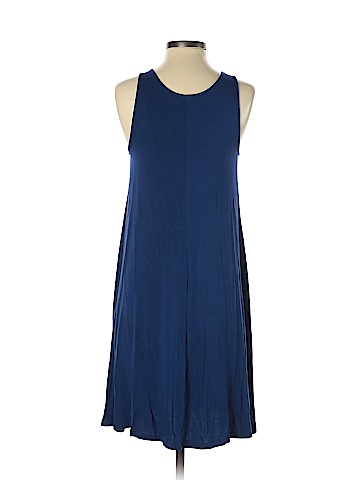 Old Navy Casual Dress (view 2)