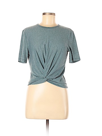 Lululemon Athletica Active T-Shirt (view 1)