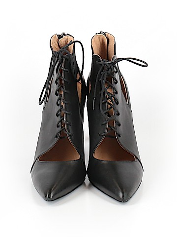 Banana Republic Heels (view 2)