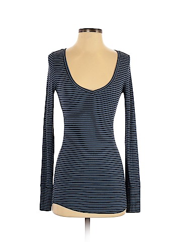 American Eagle Outfitters Long Sleeve Top (view 1)