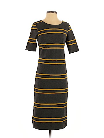 Old Navy Casual Dress (view 1)