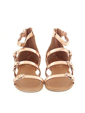 Breckelle's Sandals (view 2)